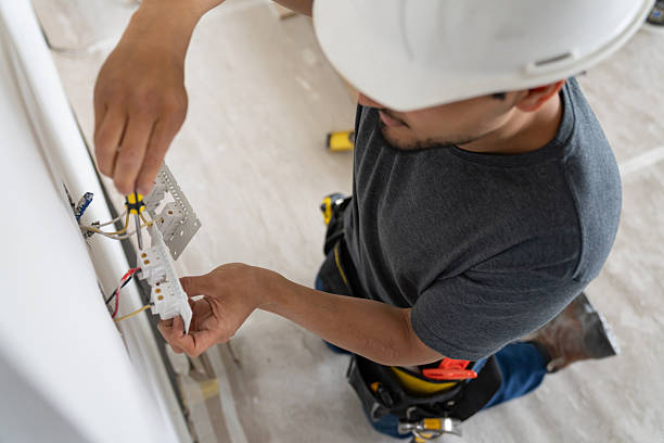 Reliable Outlet Repair contractor in Linton, IN by No Joke electrician